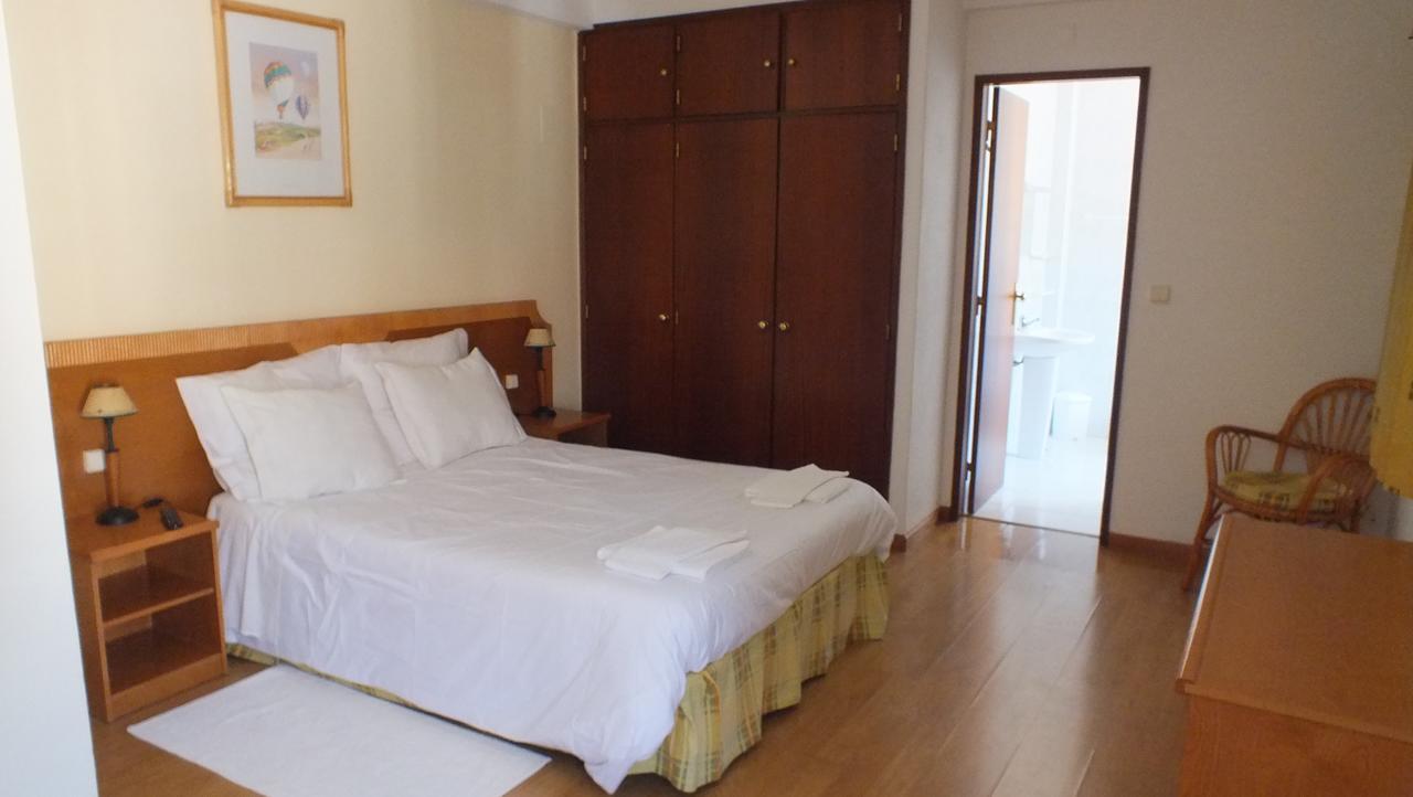 Bed and Breakfast Residencial Gil Vicente Sardoal Esterno foto