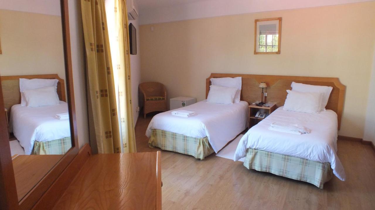 Bed and Breakfast Residencial Gil Vicente Sardoal Esterno foto